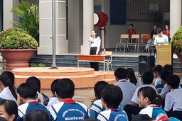 TUYÊN TRUYỀN PHÒNG, CHỐNG XÂM HẠI; TAI NẠN THƯƠNG TÍCH, ĐUỐI NƯỚC Ở TRẺ EM NĂM 2018 TẠI TRƯỜNG THCS NGUYỄN HUỆ