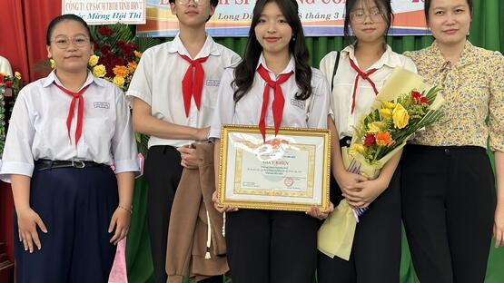upload/58751/20241017/z5229880125506_137a987d2d577a664025e9493d0d8754_9c7cd.jpg